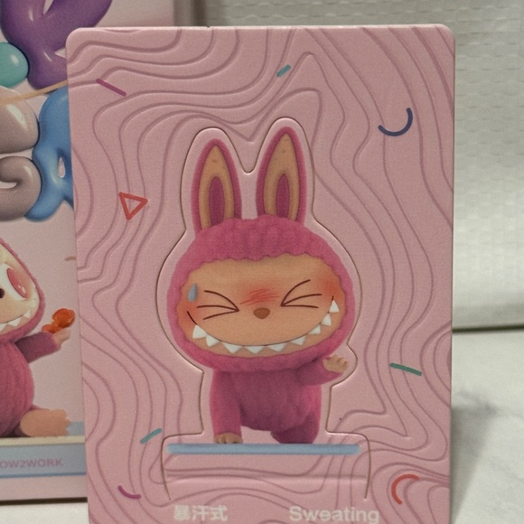 *SWEATING* The MONSTERS x Lazy Yoga - Picture 2 of 4